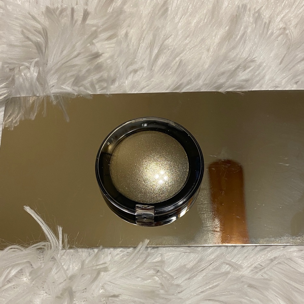 Pat McGrath Lustrous Eyeshadow
